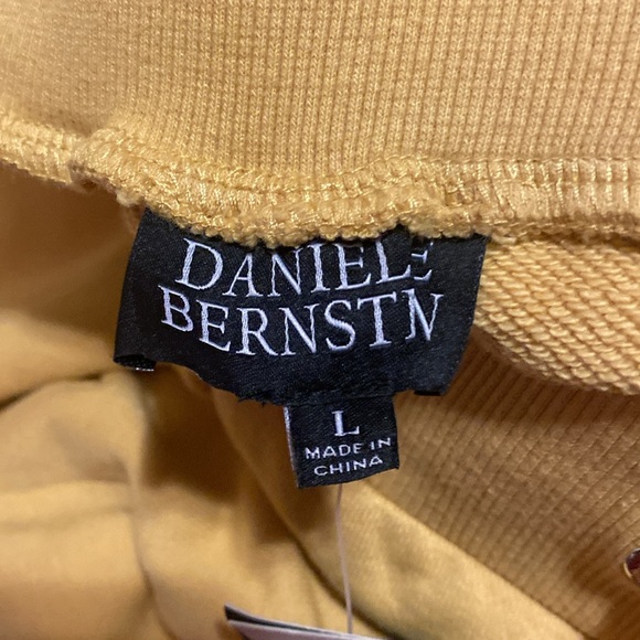 NWT Danielle Bernstein Drawstring Waist w/ Pockets Jogger
Sweatpants Large - Picture 4 of 8